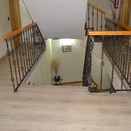 Hostal Don Juan I Alcala de Henares Exterior photo